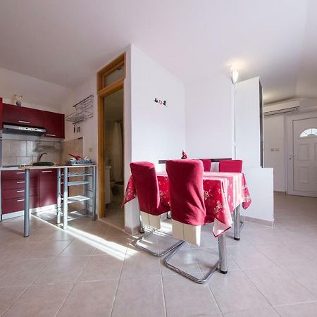 Strma Apartments Vis Exteriér fotografie