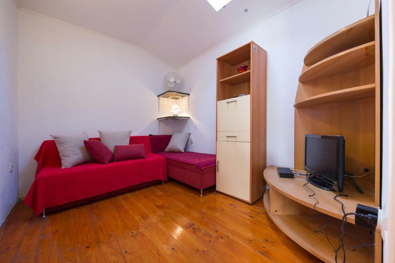 Strma Apartments Vis Exteriér fotografie