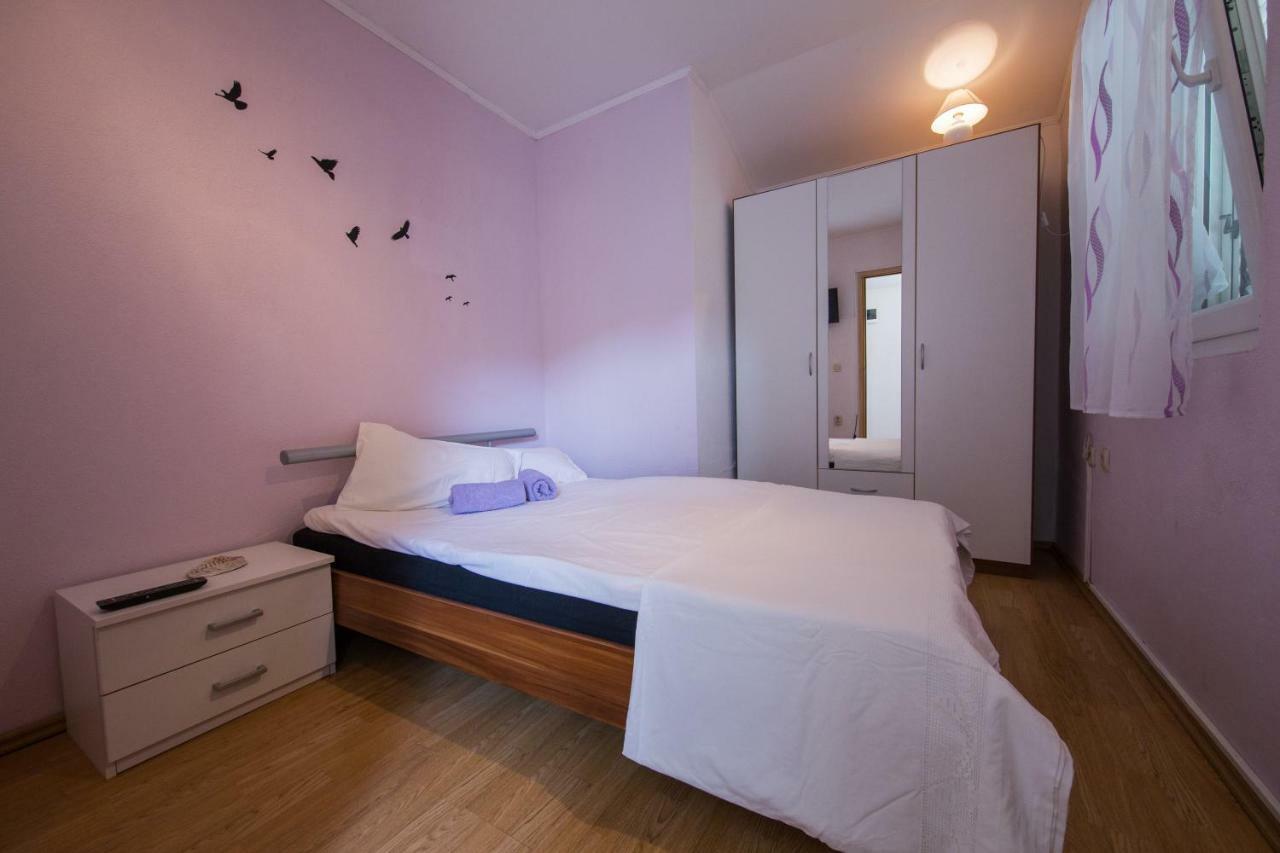 Strma Apartments Vis Exteriér fotografie